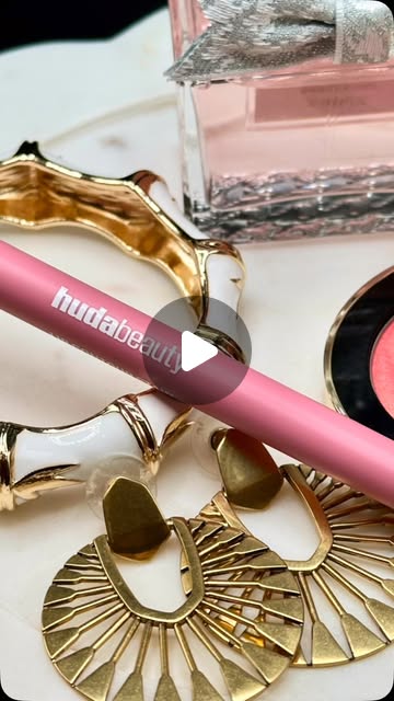 Lip Contour Lip Stain — Huda Beauty